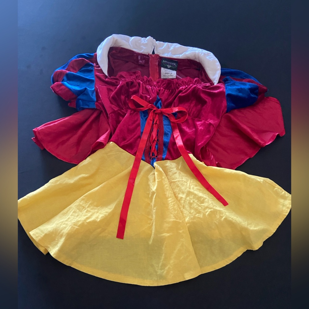 Short adult Red and Yellow “Snow White” Princess Costume size small - Picture 2 of 7